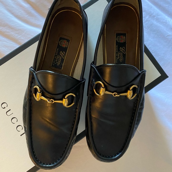 Gucci Men's Size Black Horsebit Loafers